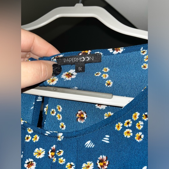 Papermoon blue floral blouse 1X - Picture 5 of 5